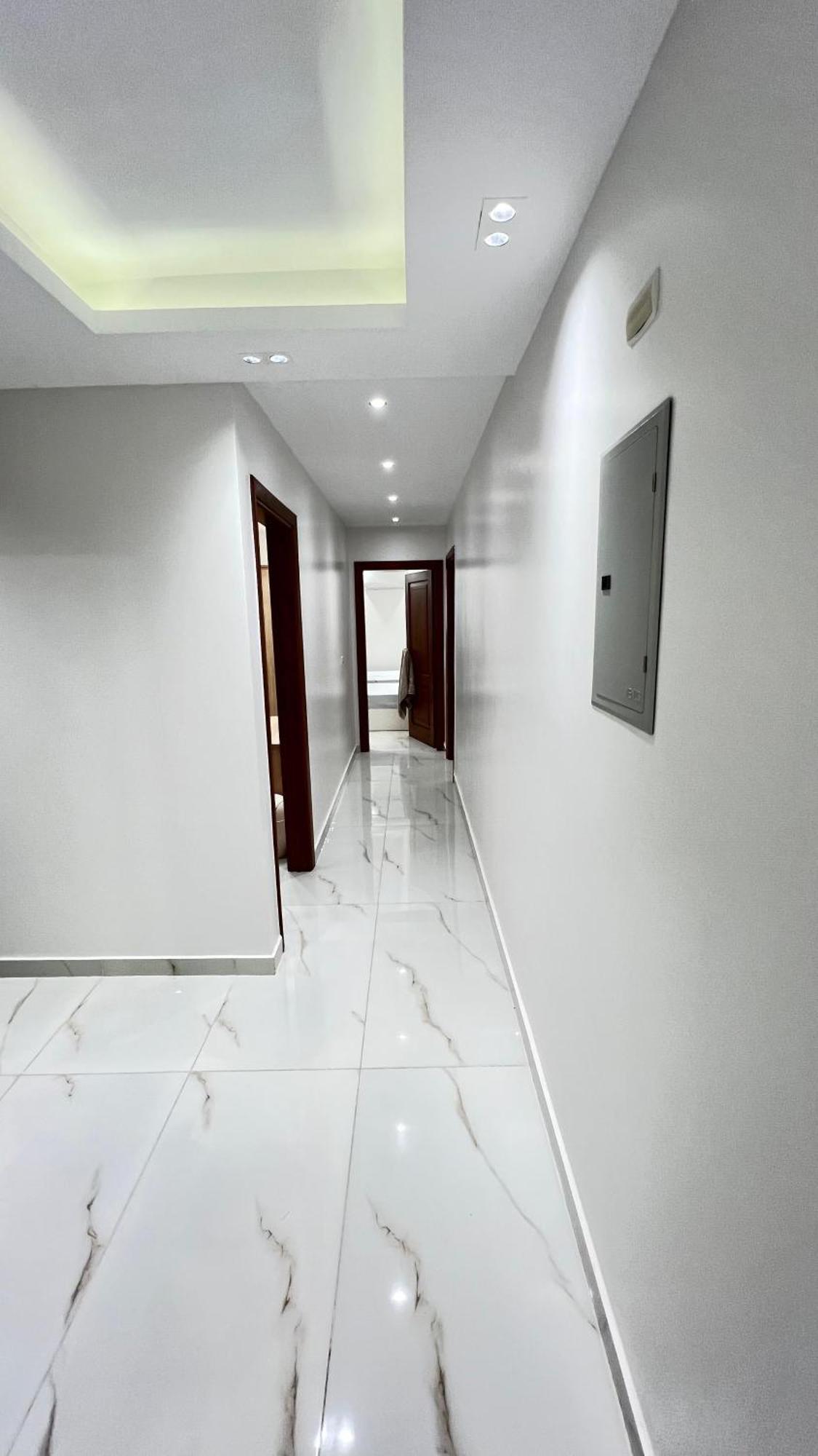 Apartment Furnished *