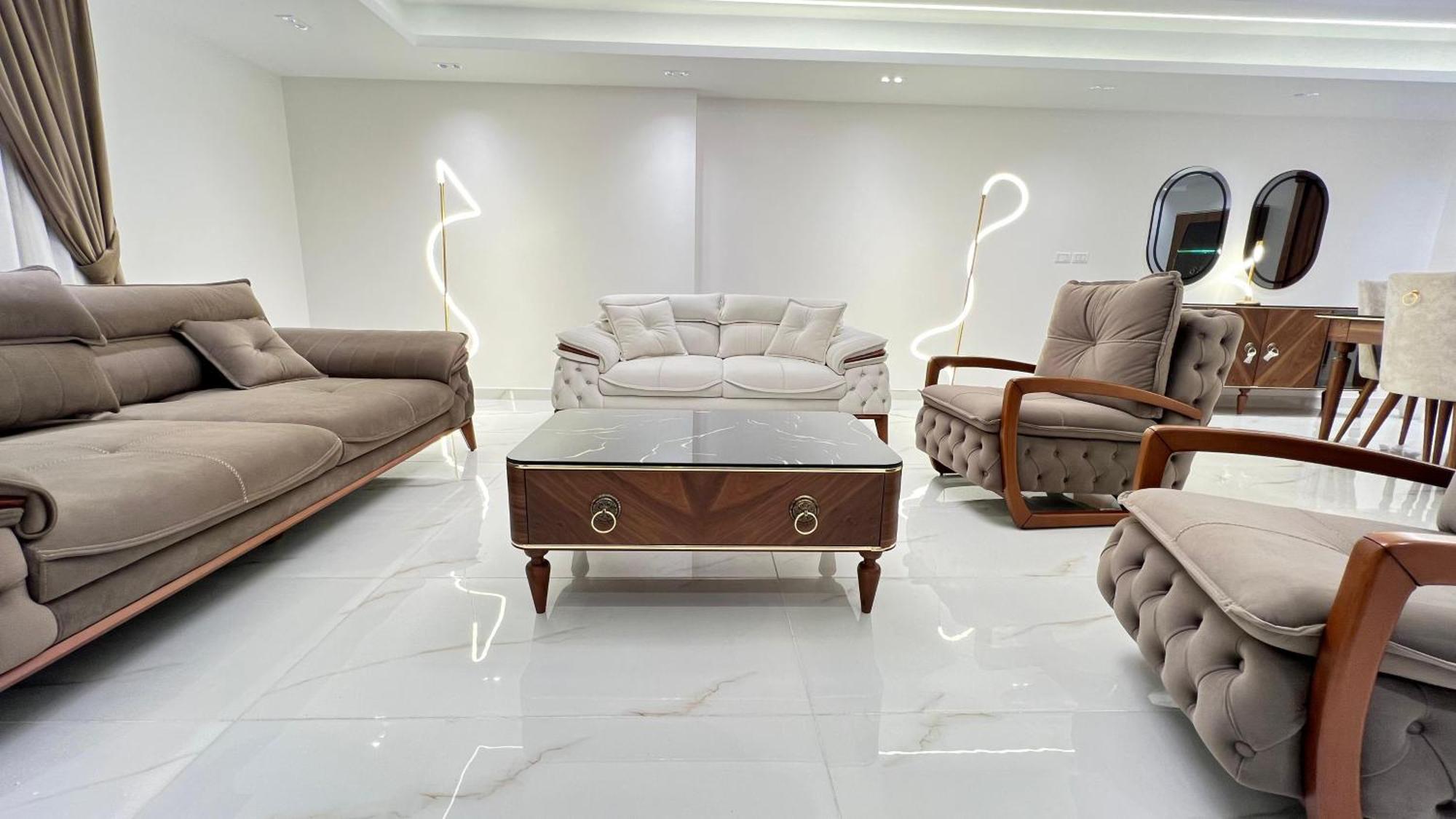 Apartment Furnished *